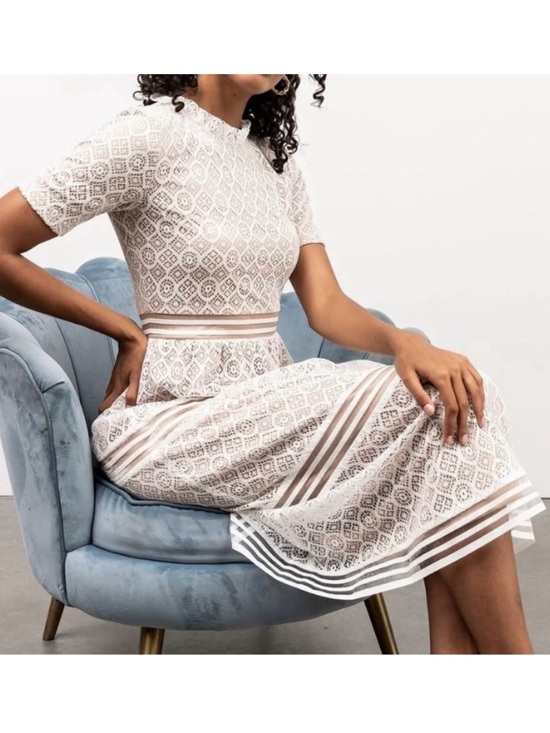 Baltic Born Dresses & Skirts - Baltic Born Elaina Lace Midi Dress M Tan Cream Wedding Guest